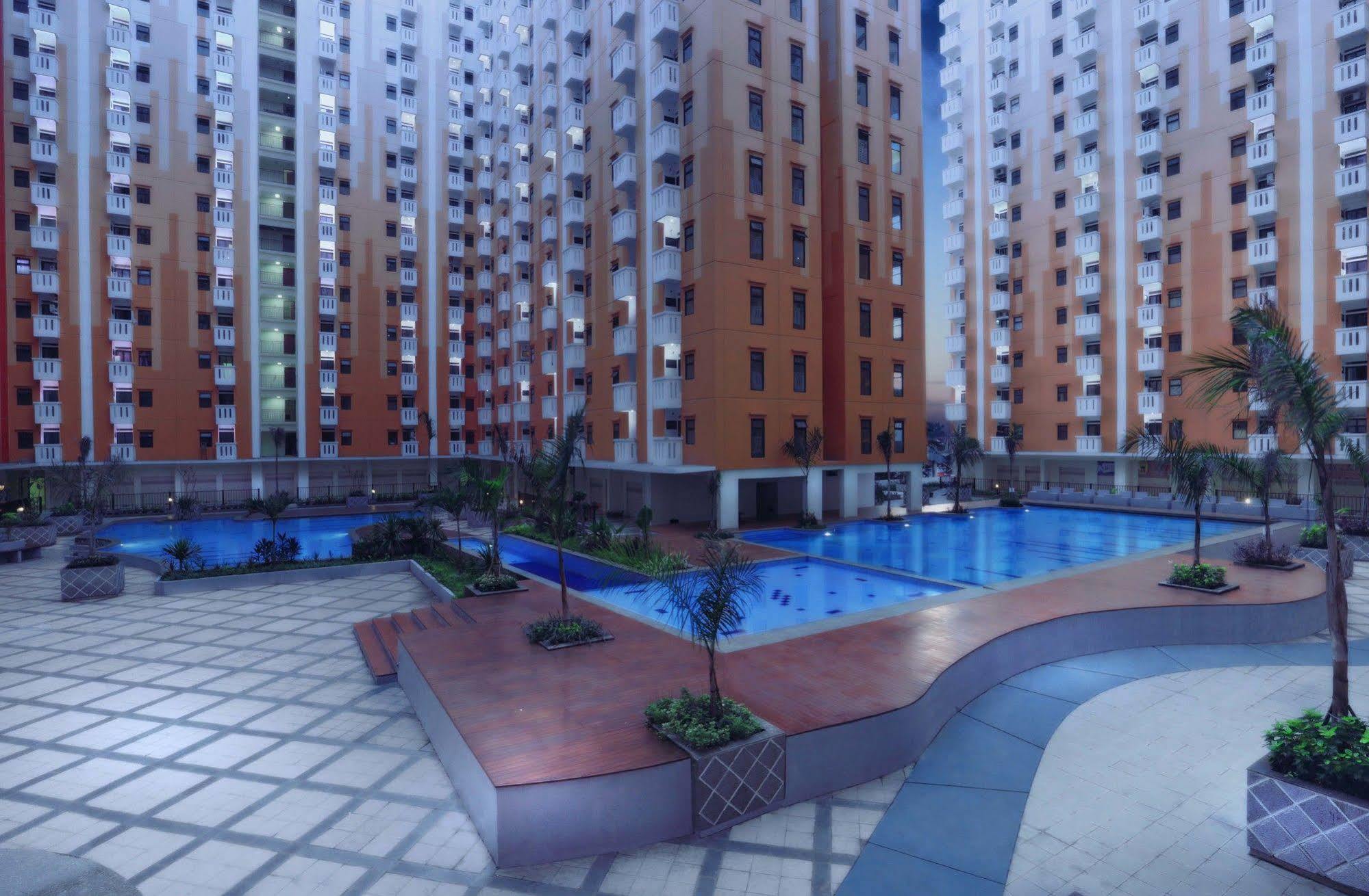 Favehotel Ahmad Yani Bekasi Esterno foto